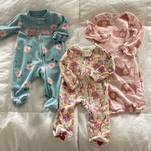 🌸 Lot of 3 Baby girl PJ’s / Outfits Newborn size